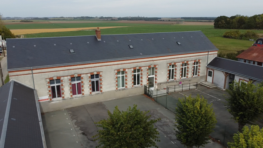 École d'Échilleuses vue du ciel.